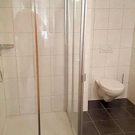 Panzió Mit Parkplatz